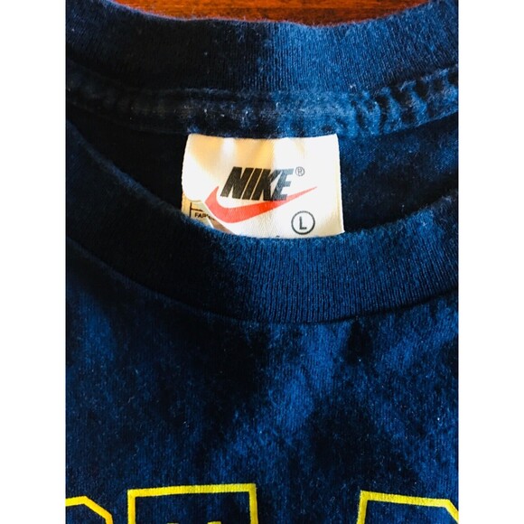 Vintage 90's University of Michigan Nike Just Do It Center Swoosh T  Shirt - L - Picture 3 of 7